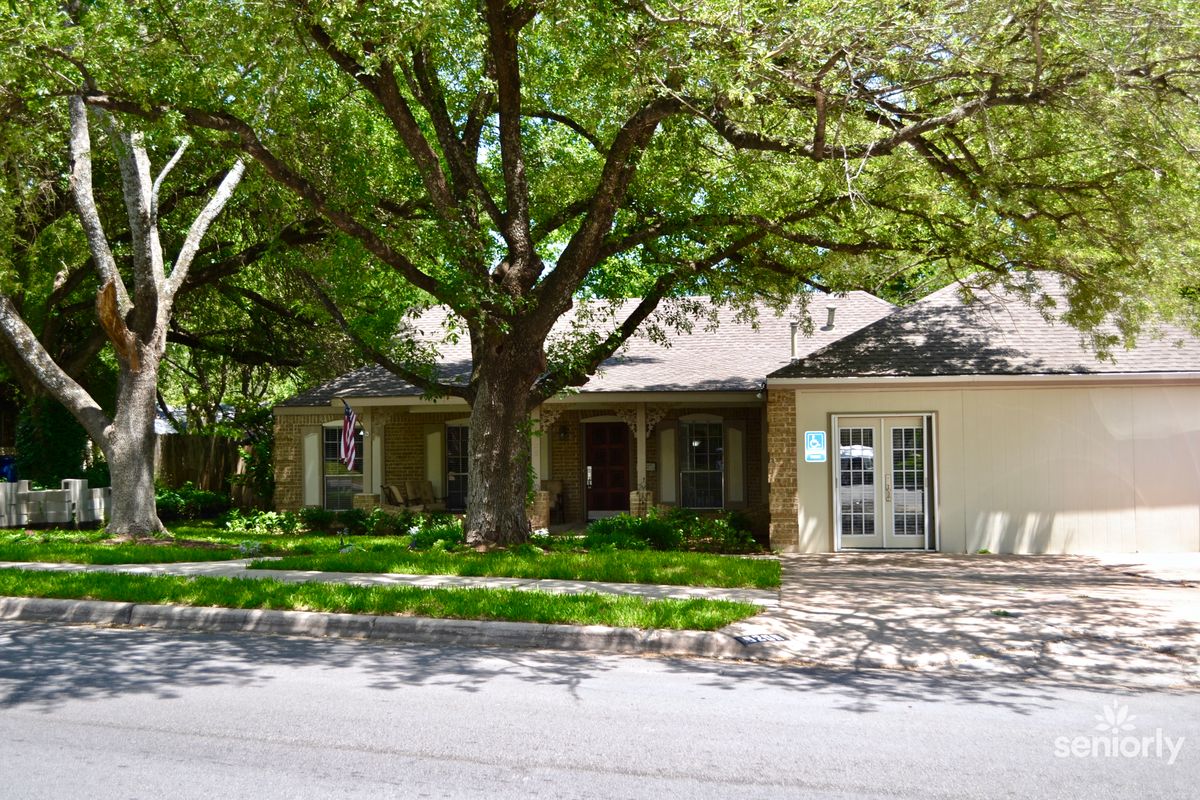 The Collinfield House 3