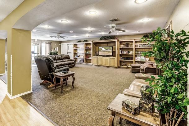 Laurel Glen At Stephenville Assisted Living & Memory Care 2