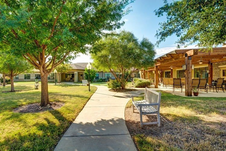The Auberge At Benbrook Lake 4