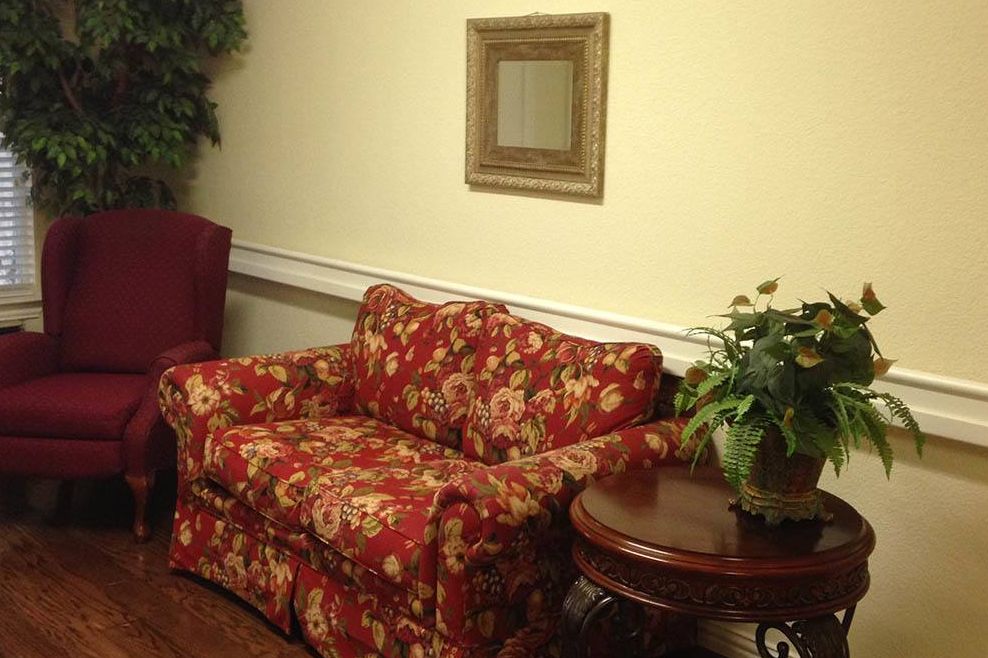 Rambling Oaks Courtyard Assisted Living Residence 2