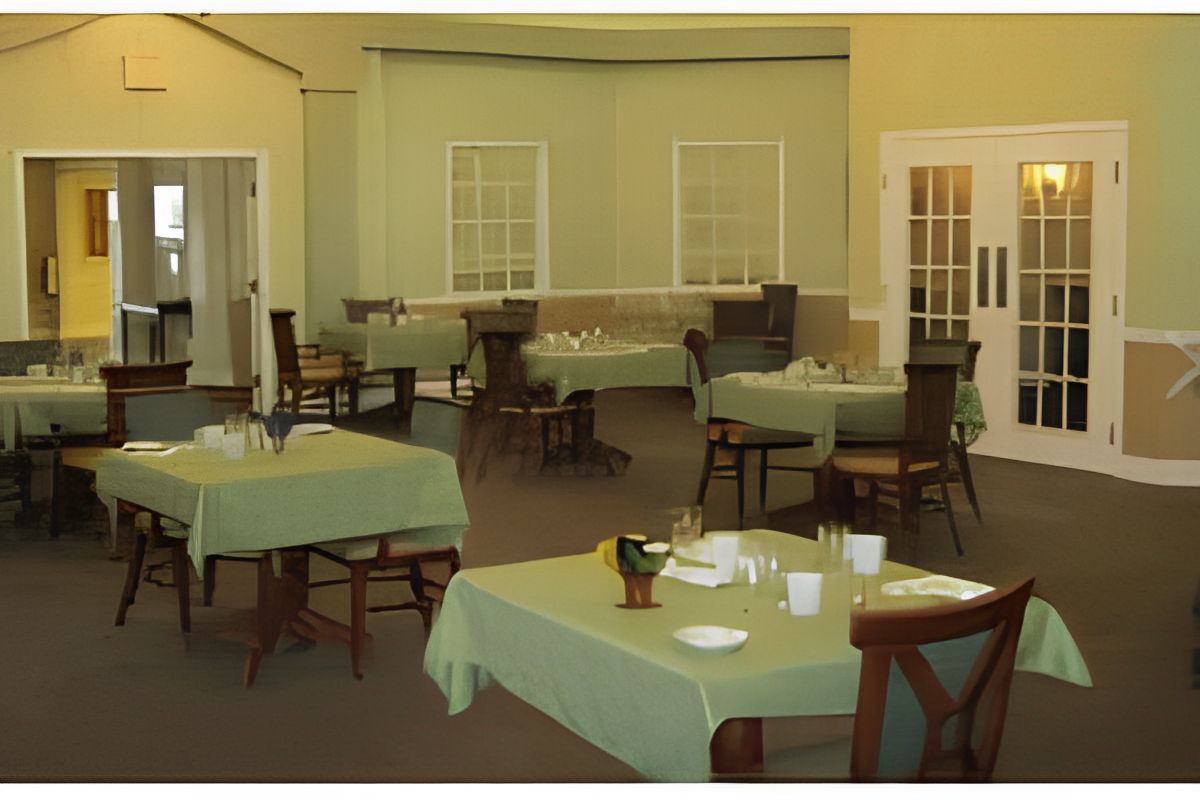 Cloudberry Lodge 2