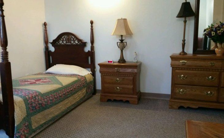 Country Manor 2