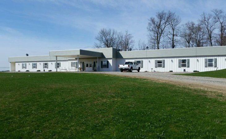 Country Manor 3