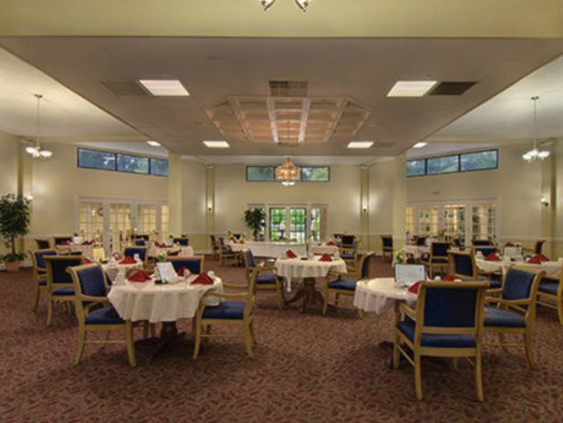 Noble Senior Living at Fort Myers 3
