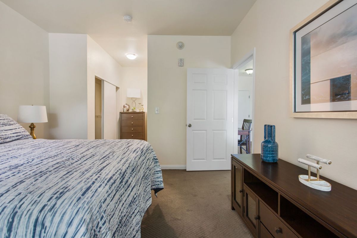 The Villas by Astoria Park 4