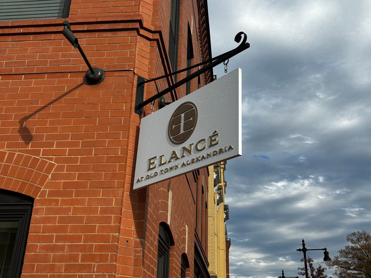 Cogir of Old Town, Alexandria 4