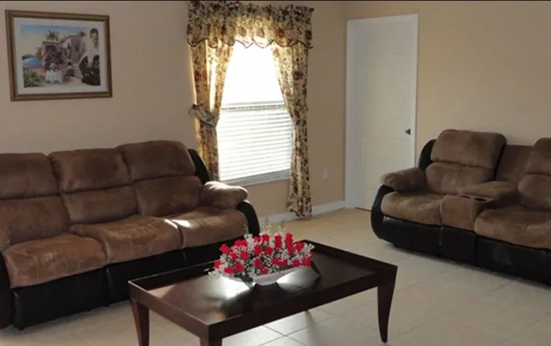 Paradise Hill Home 3