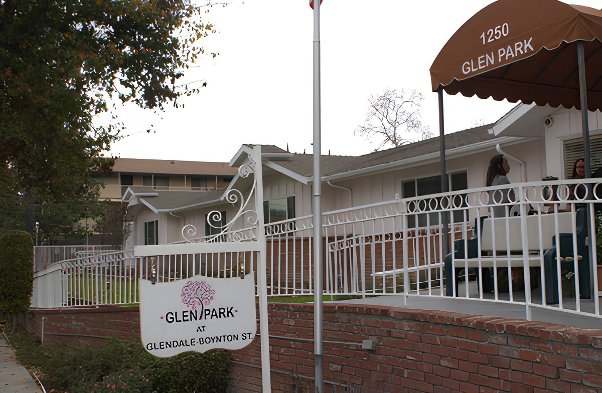 Glen Park At Glendale - Boynton St 4