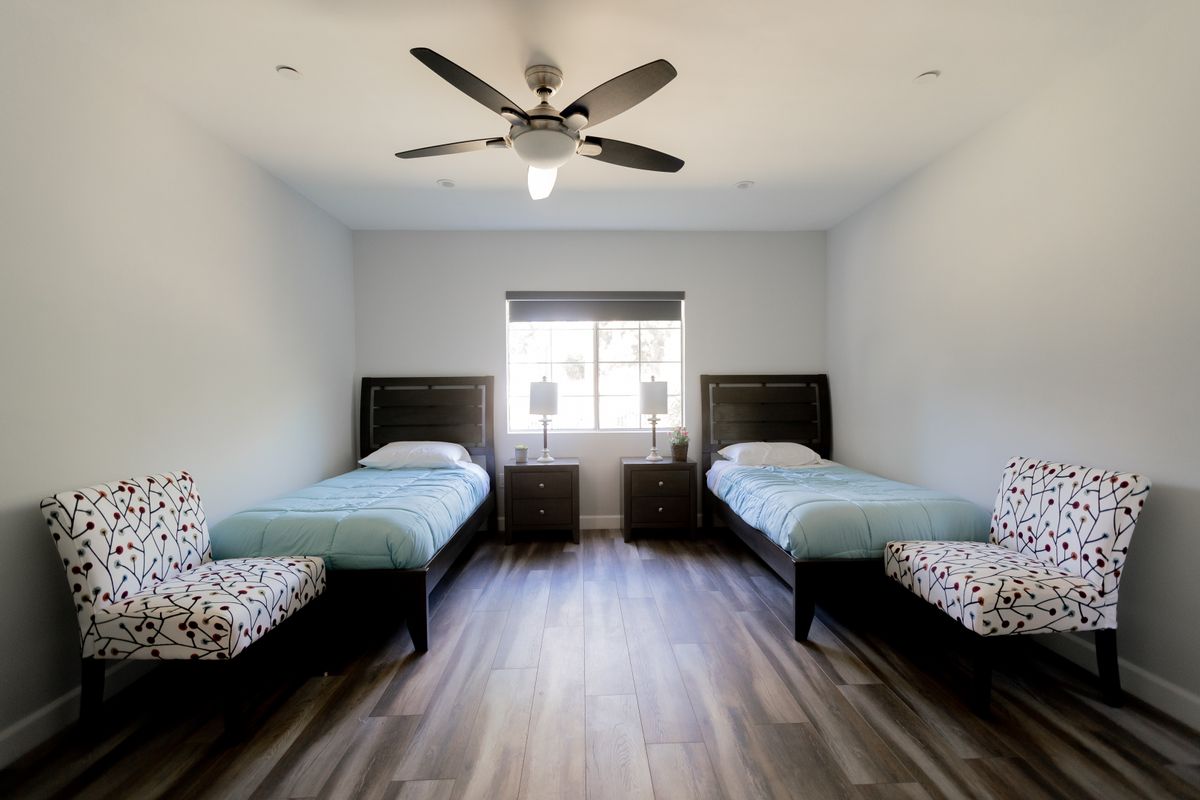 Eaton Canyon Villas I 4
