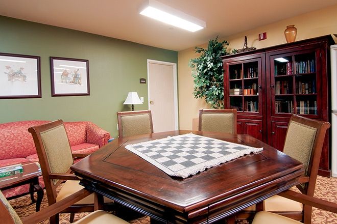 Paramount Senior Living at Manassas 4