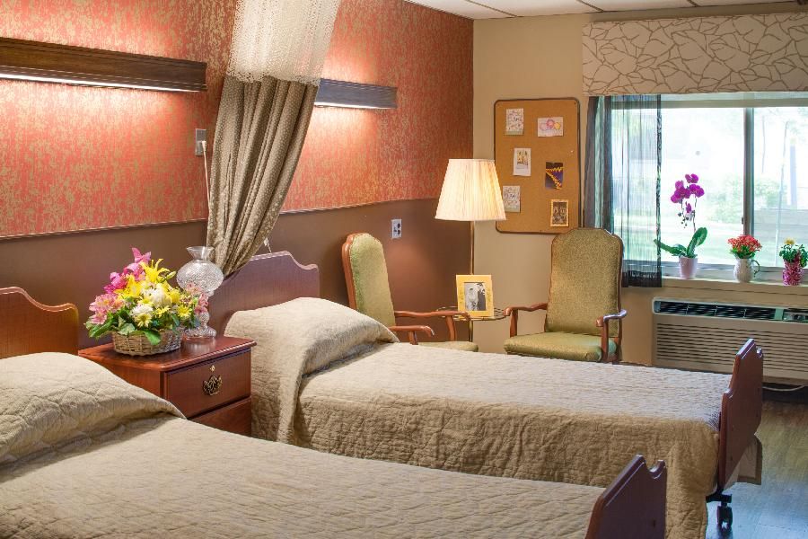 Holly Manor Center 3