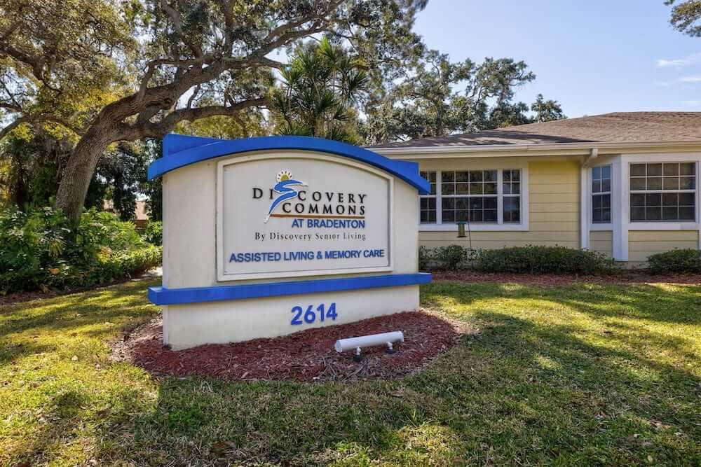 senior living in Bradenton, FL