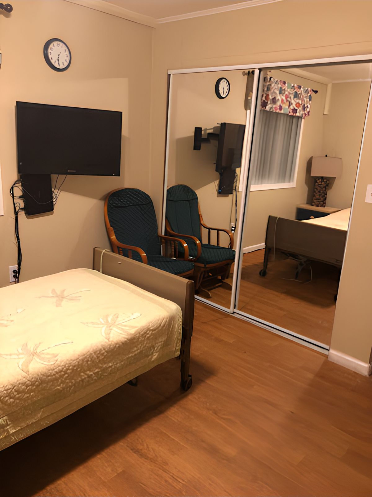Jewel Lake Assisted Living Home 4