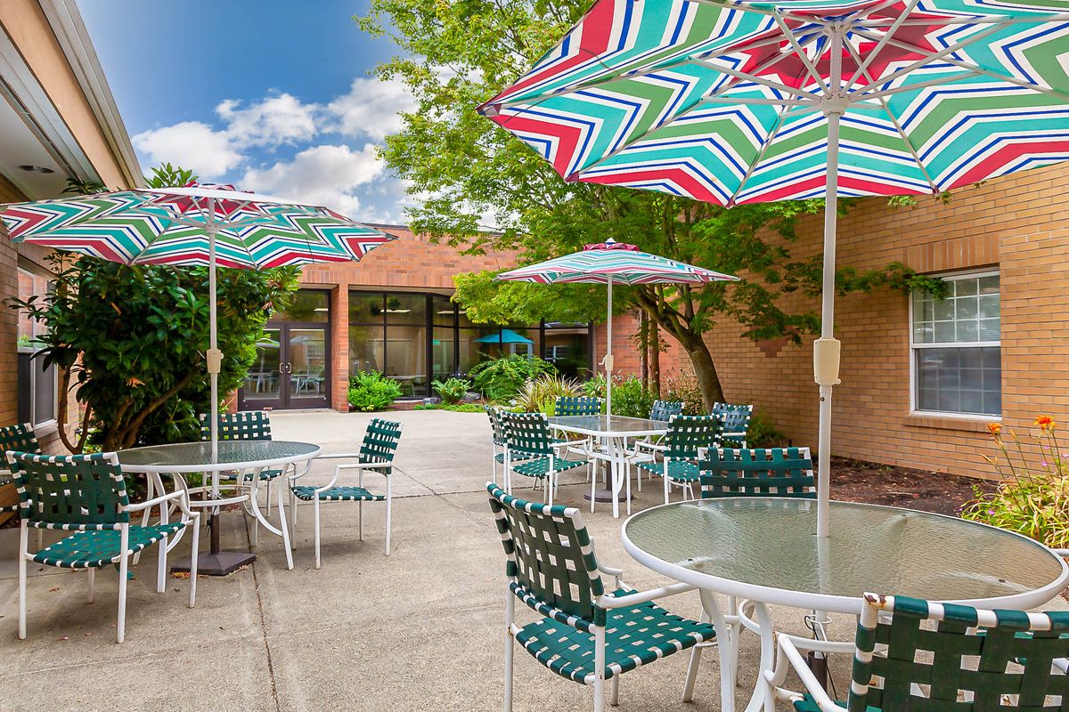 Life Manor Assisted Living 4