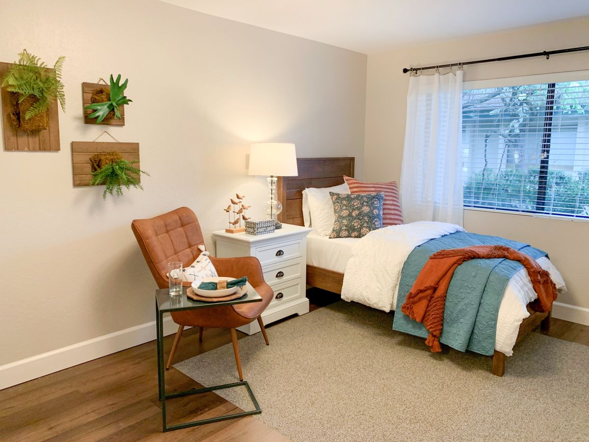 Carlton Senior Living Orangevale 3