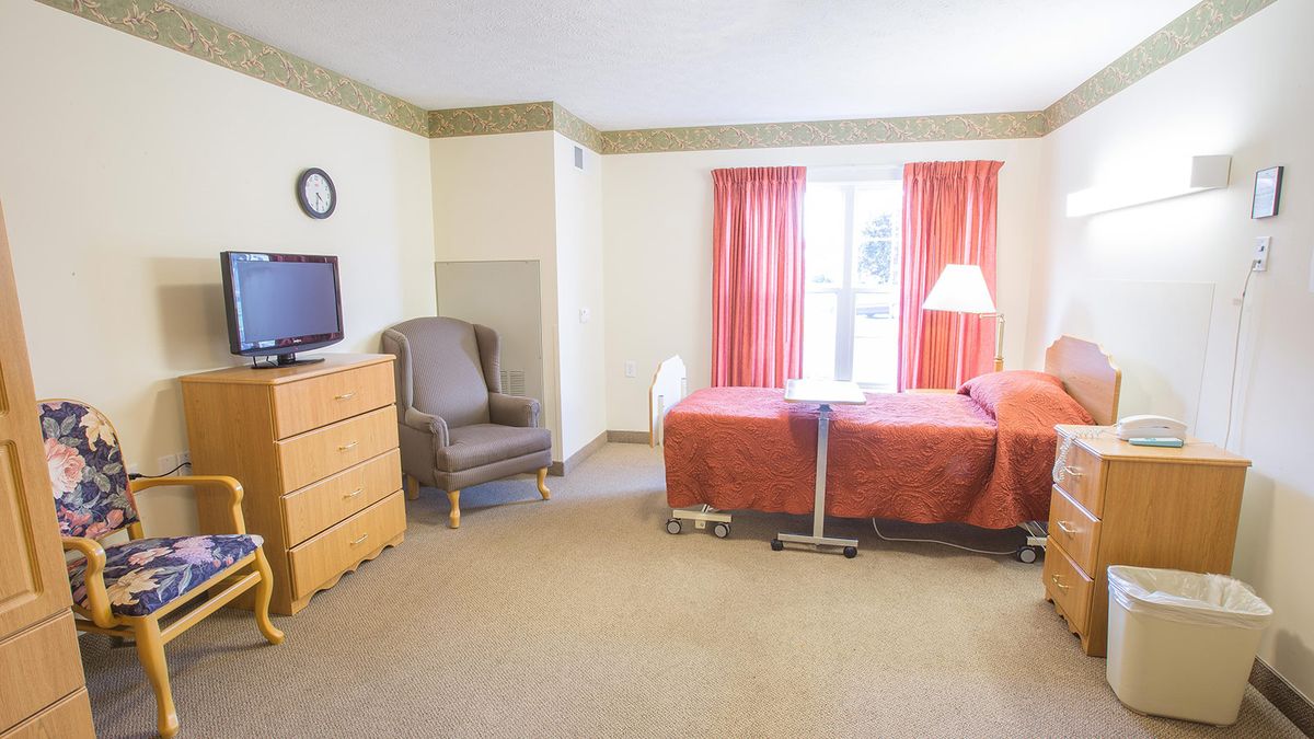 Huntington Woods Care & Rehab Center 1