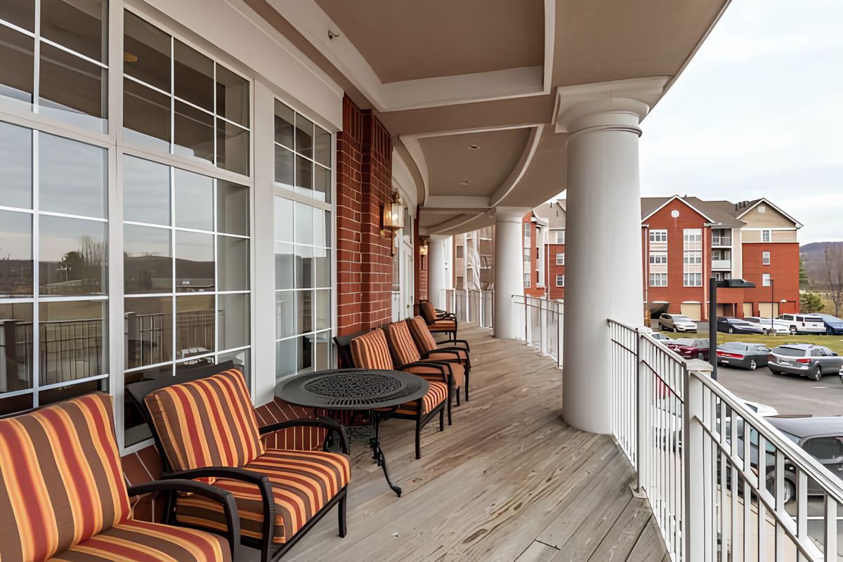 Elison Independent & Assisted Living of Maplewood 4