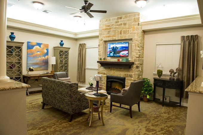 Mira Vista Court 4