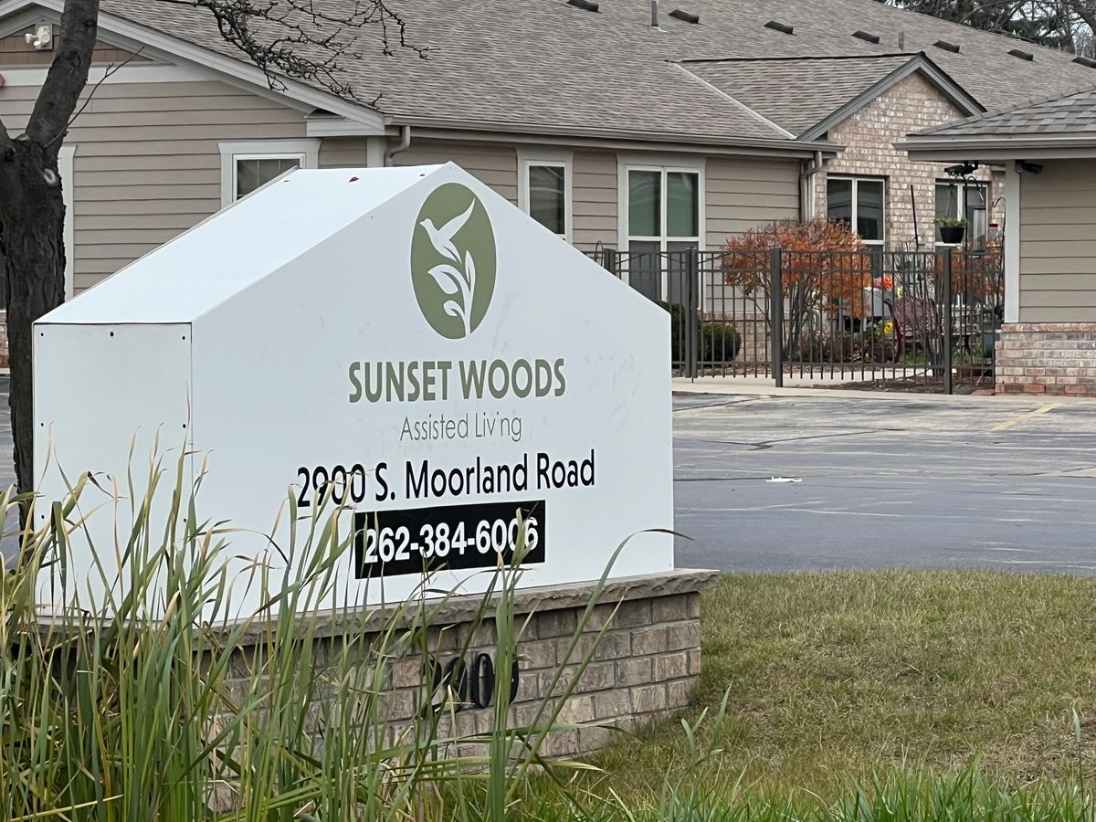 Sunset Woods Senior Living 3
