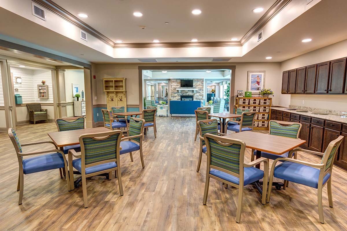 Independence Village Of Zionsville West 4