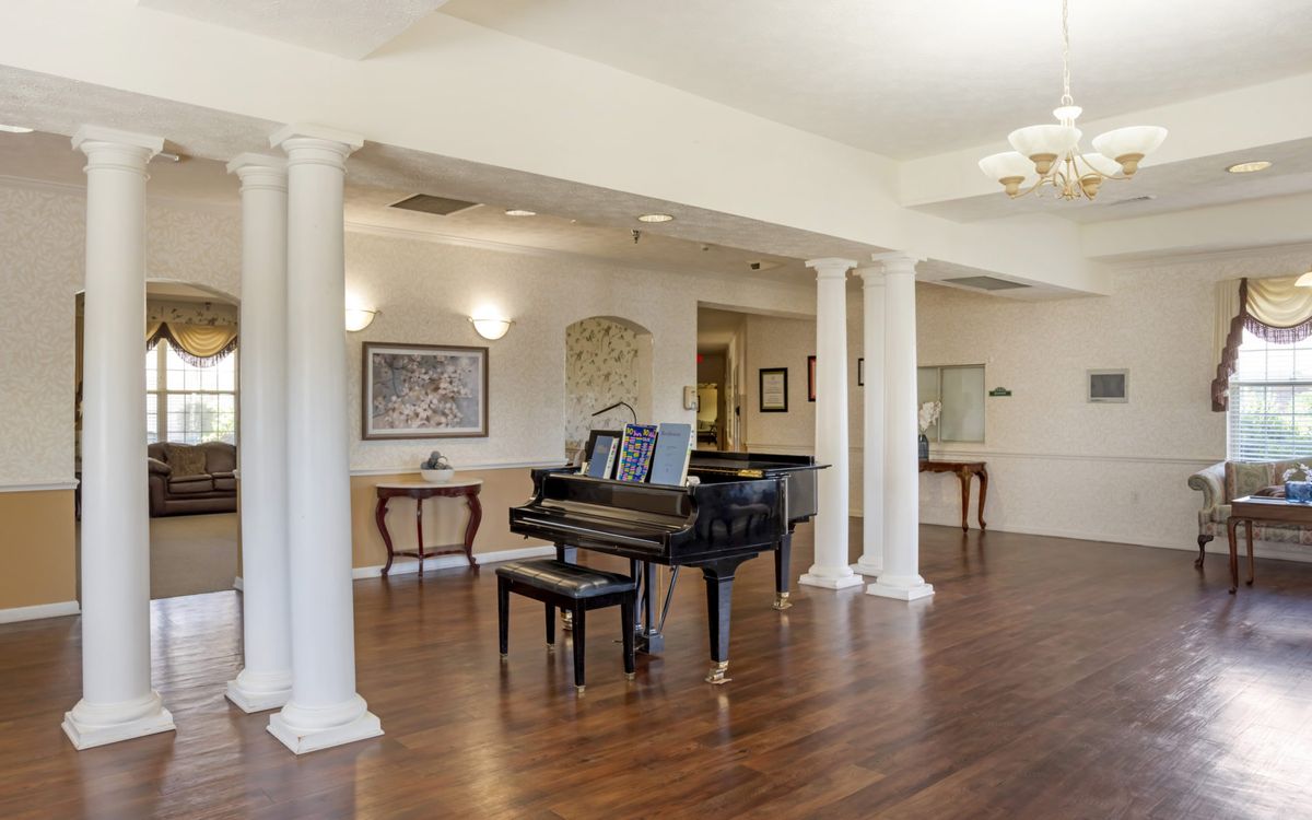 Charlton Place Rehabilitation & Health Care Center 3