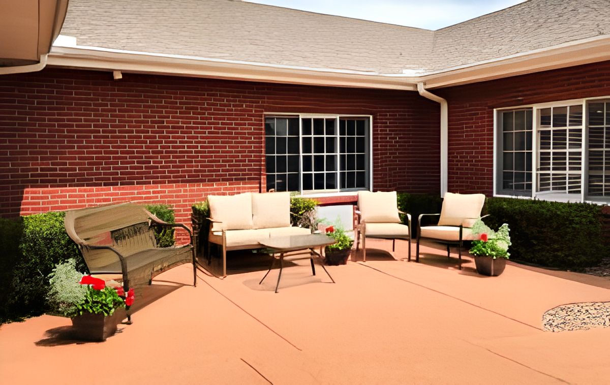Courtyard Village Of Kewanee 2