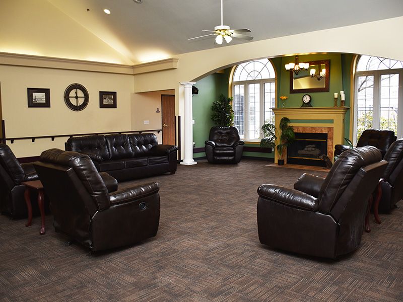 Crystal Creek Assisted Living 4 4