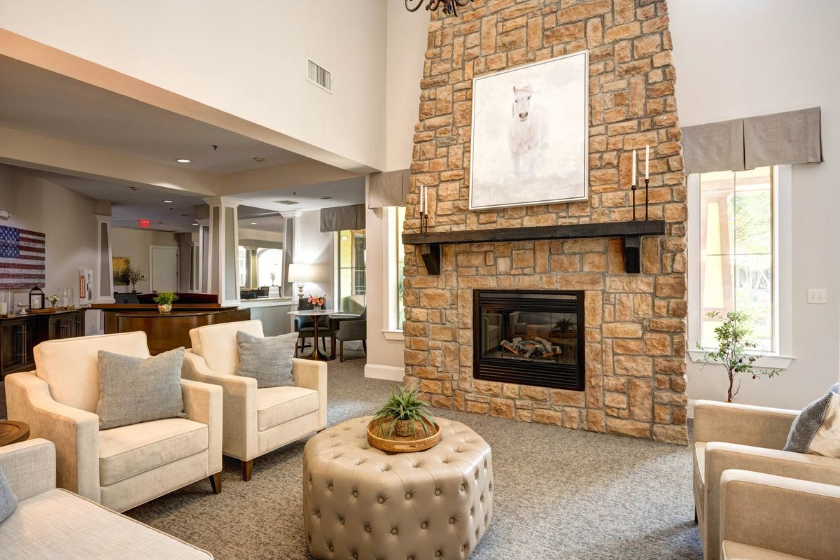 Azalea Trails Assisted Living & Memory Care 2