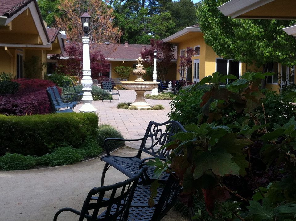 Gordon Manor 3