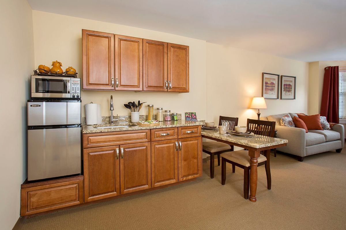 Benchmark Senior Living At Forge Hill 4