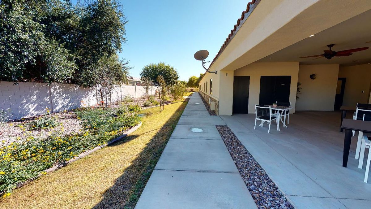 Beehive Homes of Gilbert 4
