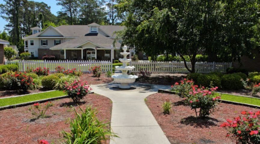 Charter Senior Living at Southern Pines 3
