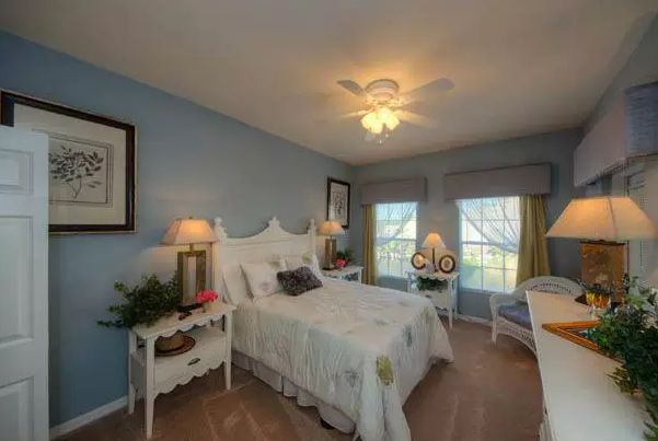 Aston Gardens At Pelican Pointe 3