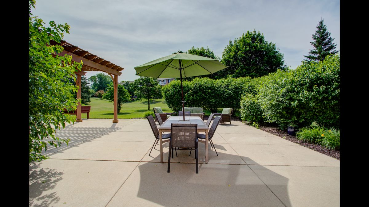 Dimensions Living Green Bay 1