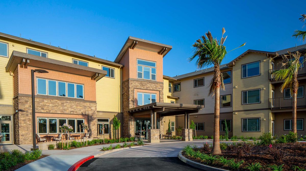 Bruceville Point, a Tenfold Senior Living Community 1