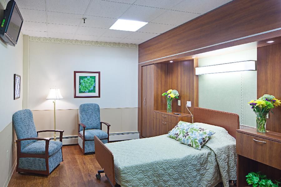 Complete Care at Glendale 1
