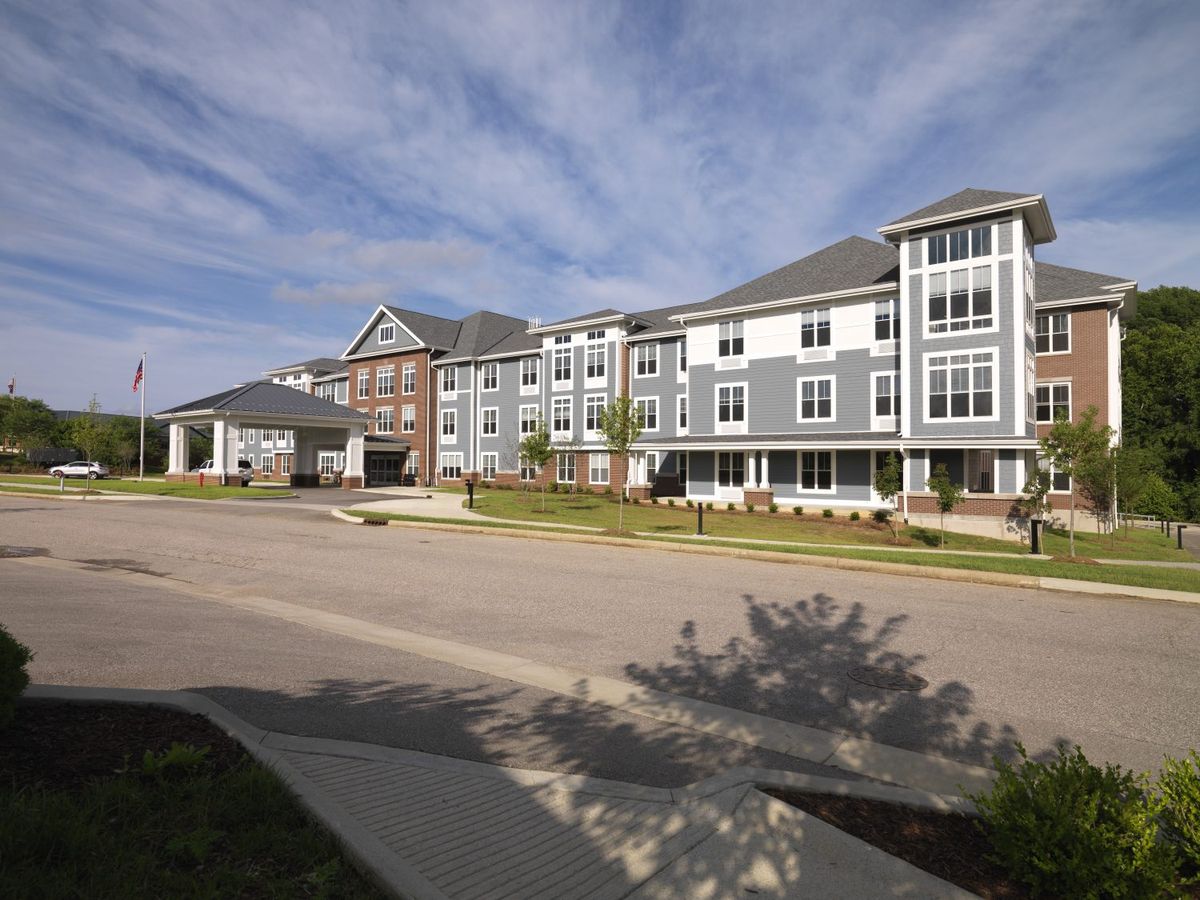 Evergreen Village At Bloomington 1
