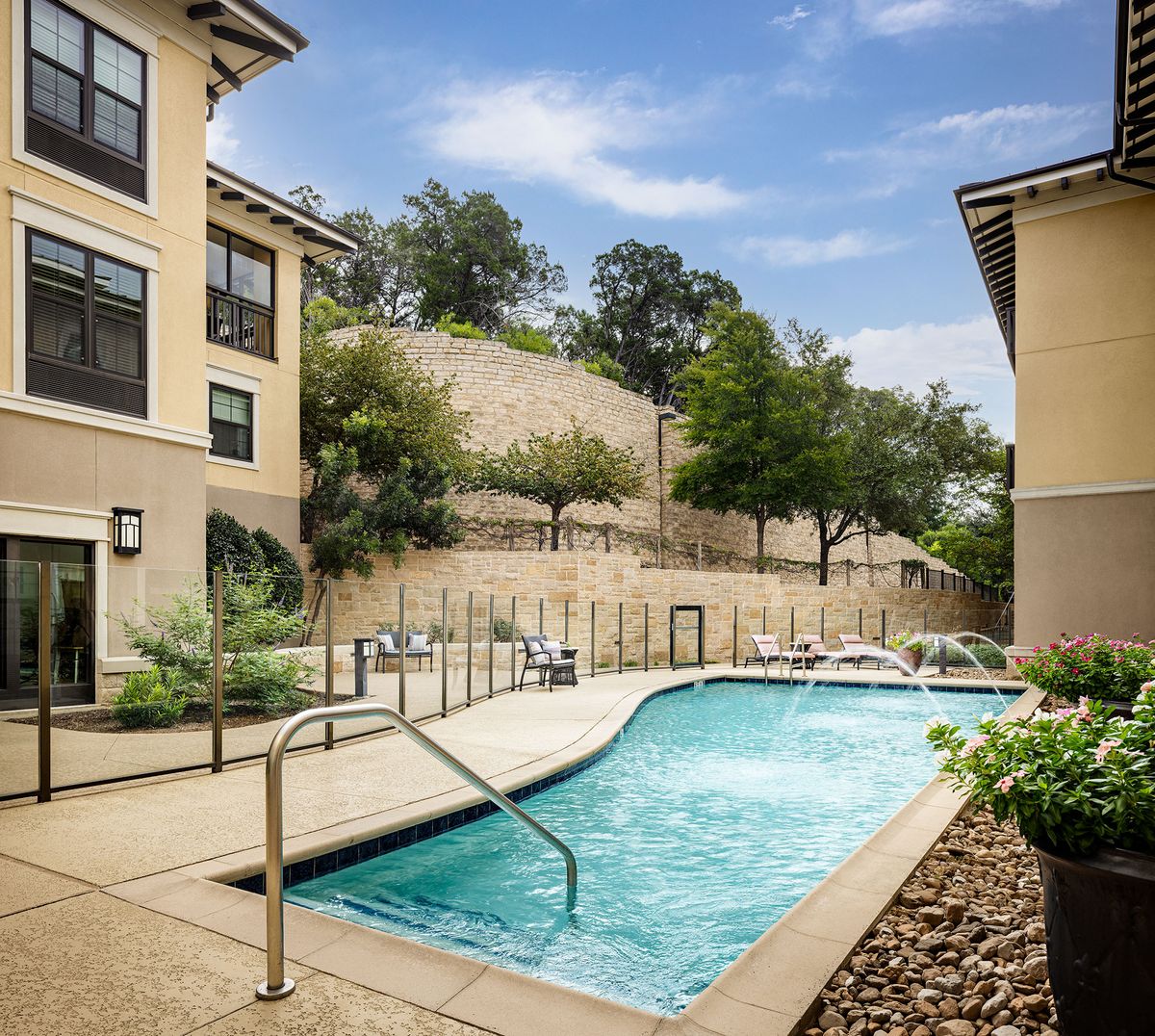 Belmont Village Senior Living West Lake Hills 3