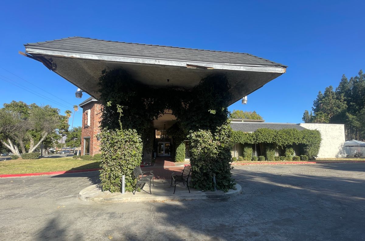 Braswell's Chateau Villa 2