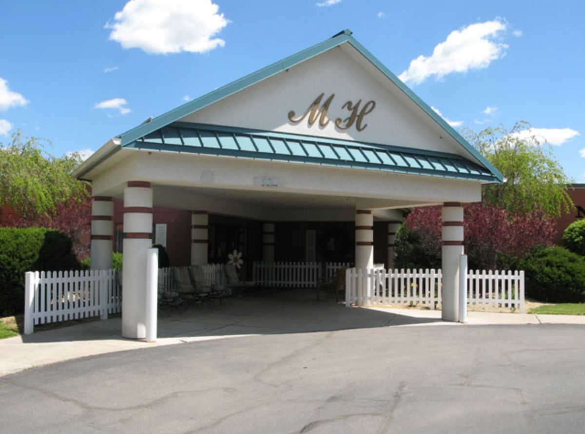 Manor Hills 2