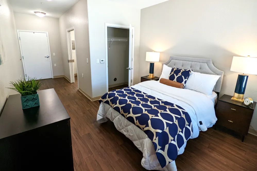 Almond Heights 3