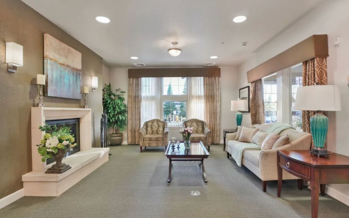 Almond Heights 2