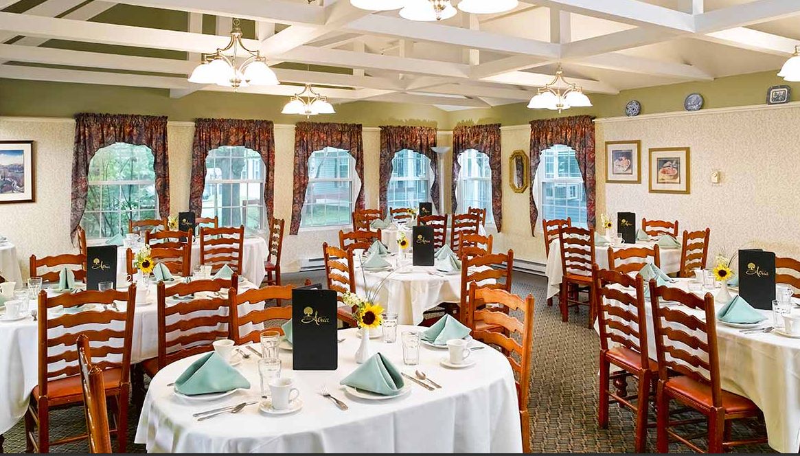 Peregrine Senior Living at Crossgate 4