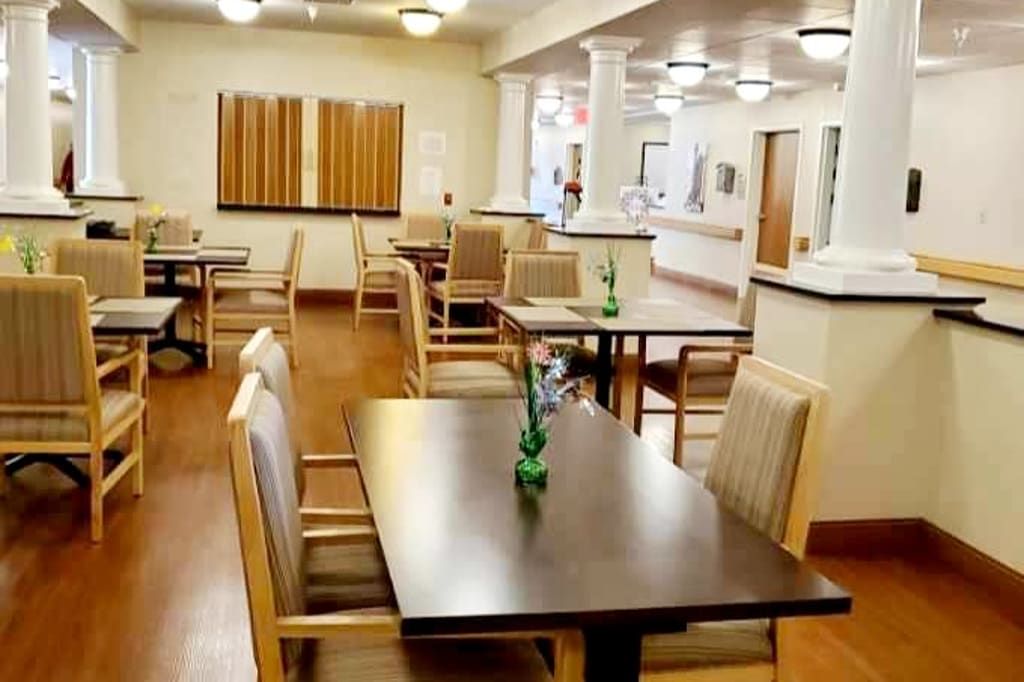 The Memory Care at Bristol 4