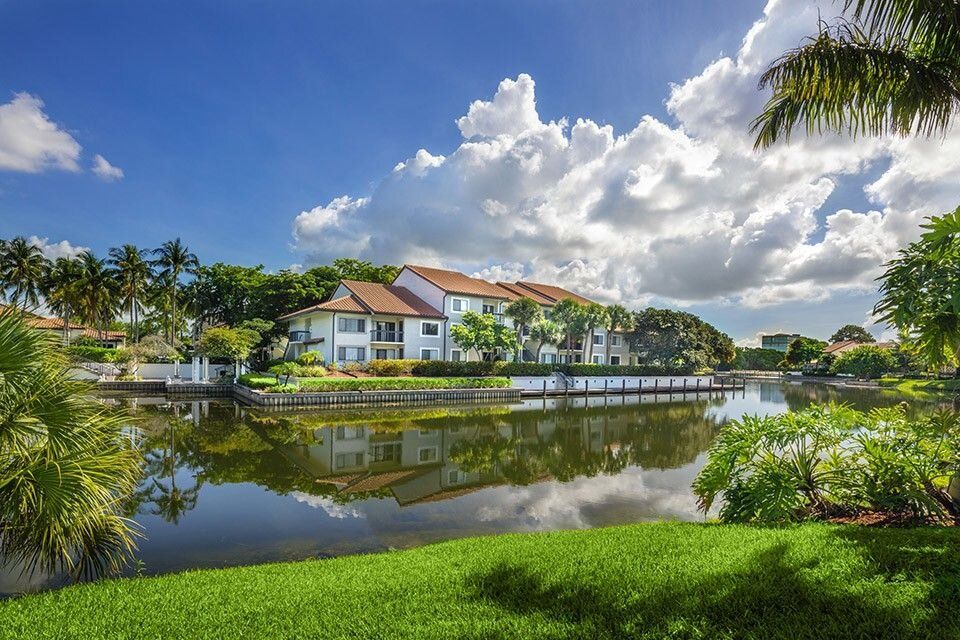 UpsideHoM Boca Raton 1