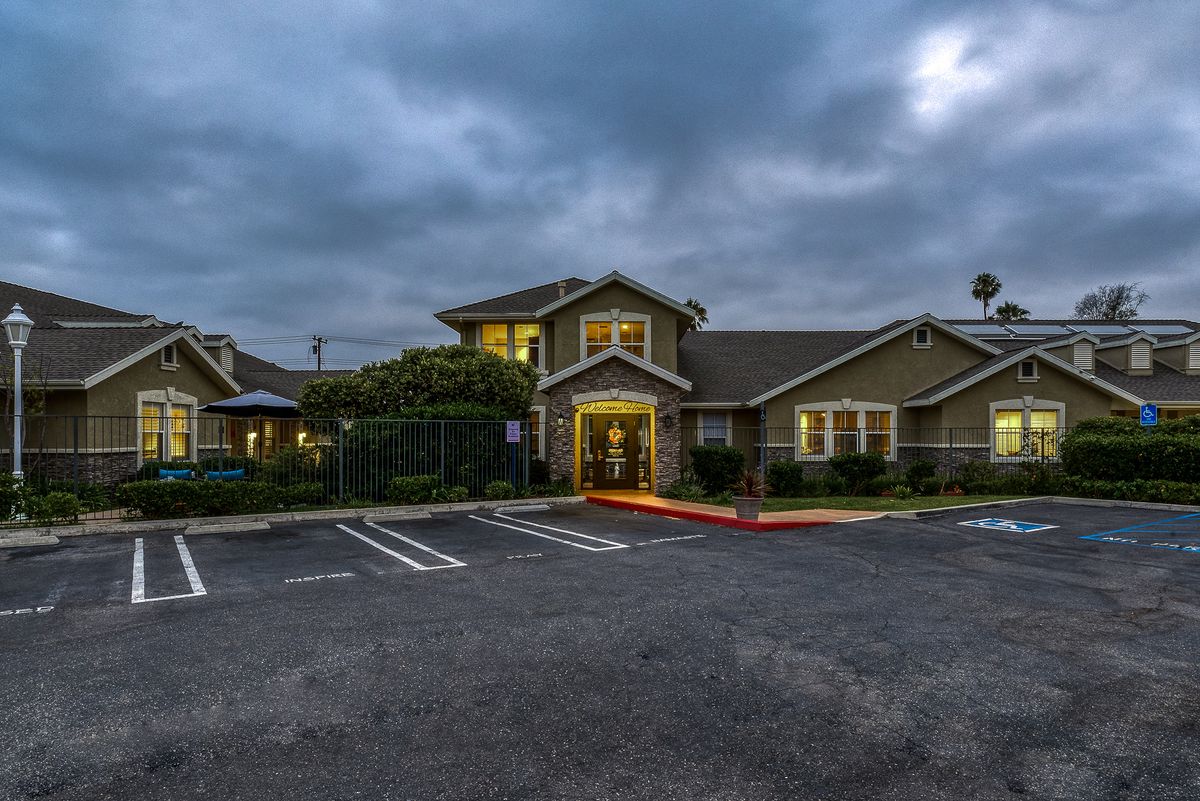 Newport Mesa Senior Living 1