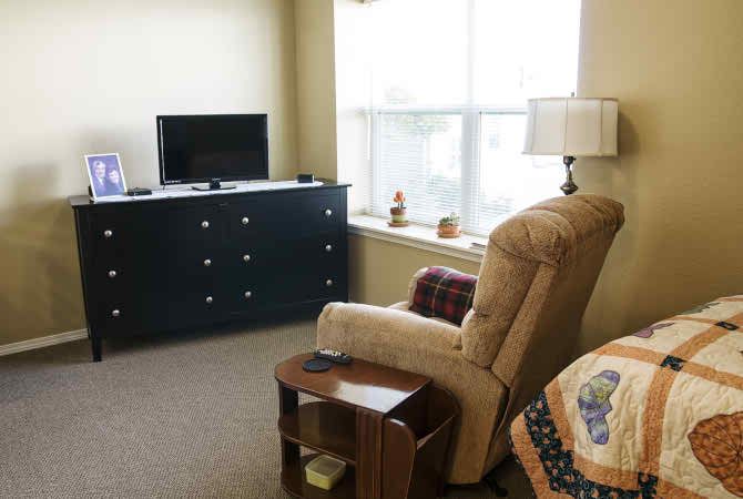Cascade Place Assisted Living and Memory Care 3