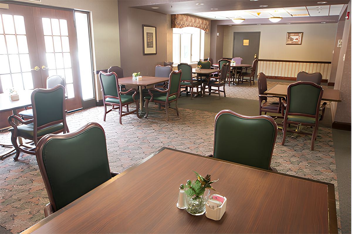 Solon Pointe At Emerald Ridge 4