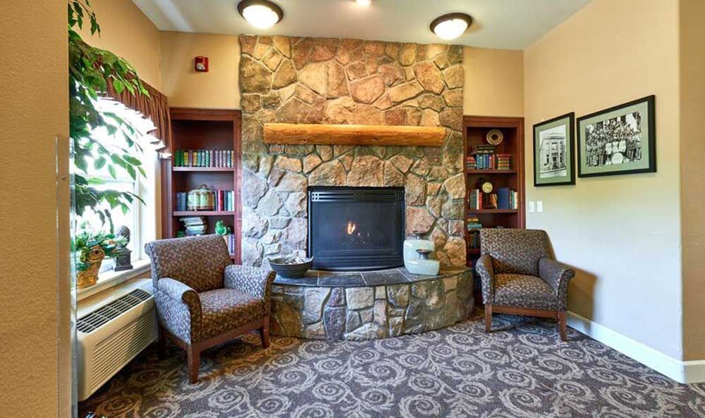 Middlefield Oaks Memory Care Community 3