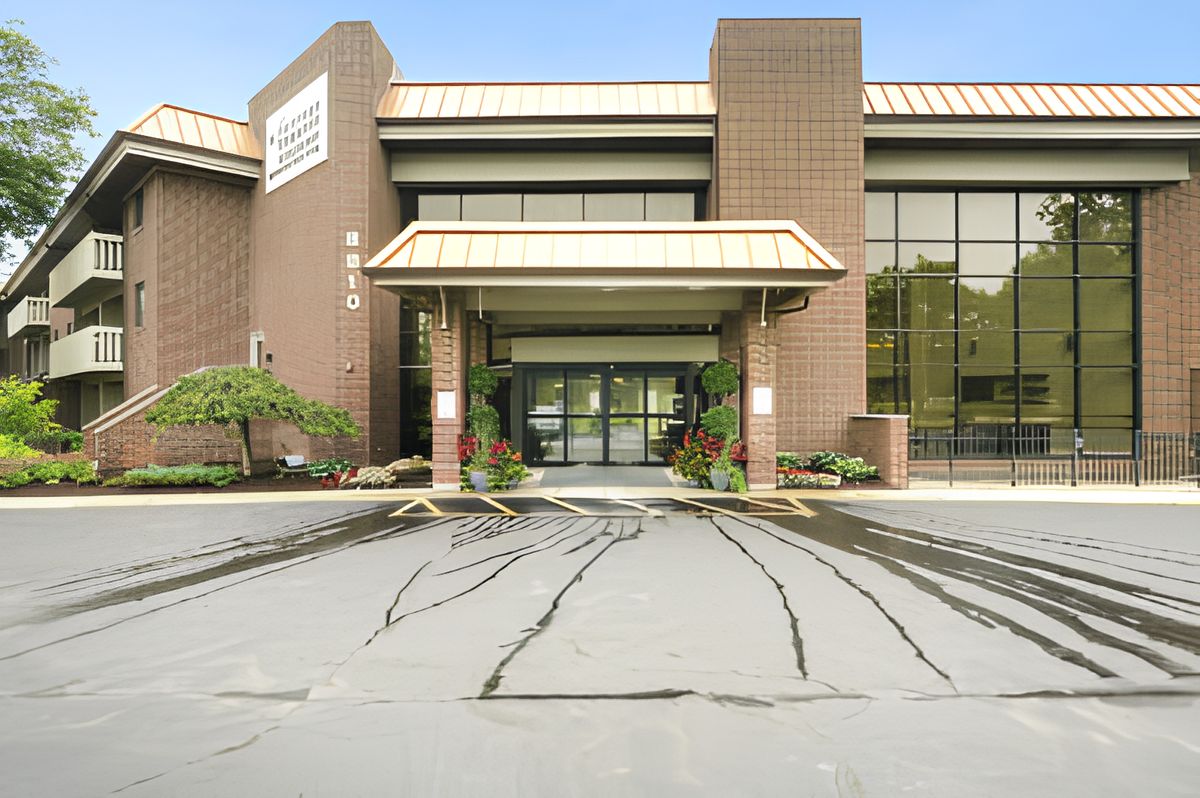 King's Reserve College Park 4
